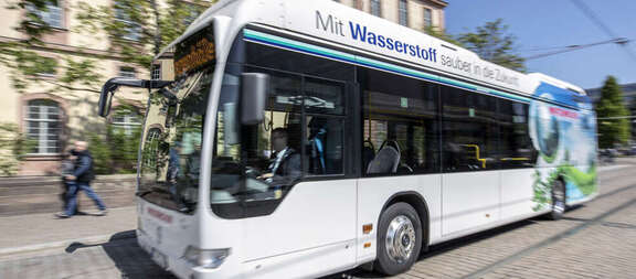 Brennstoffzellenbus in Darmstadt